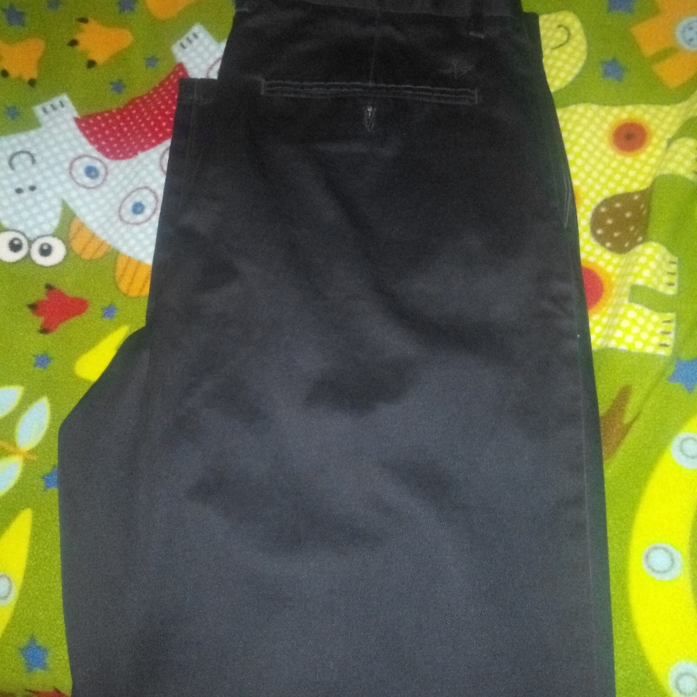 Dockers - Picture 6 of 6